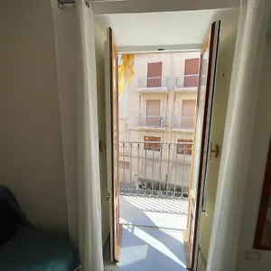 Il Mare Di Dafni Cefalu